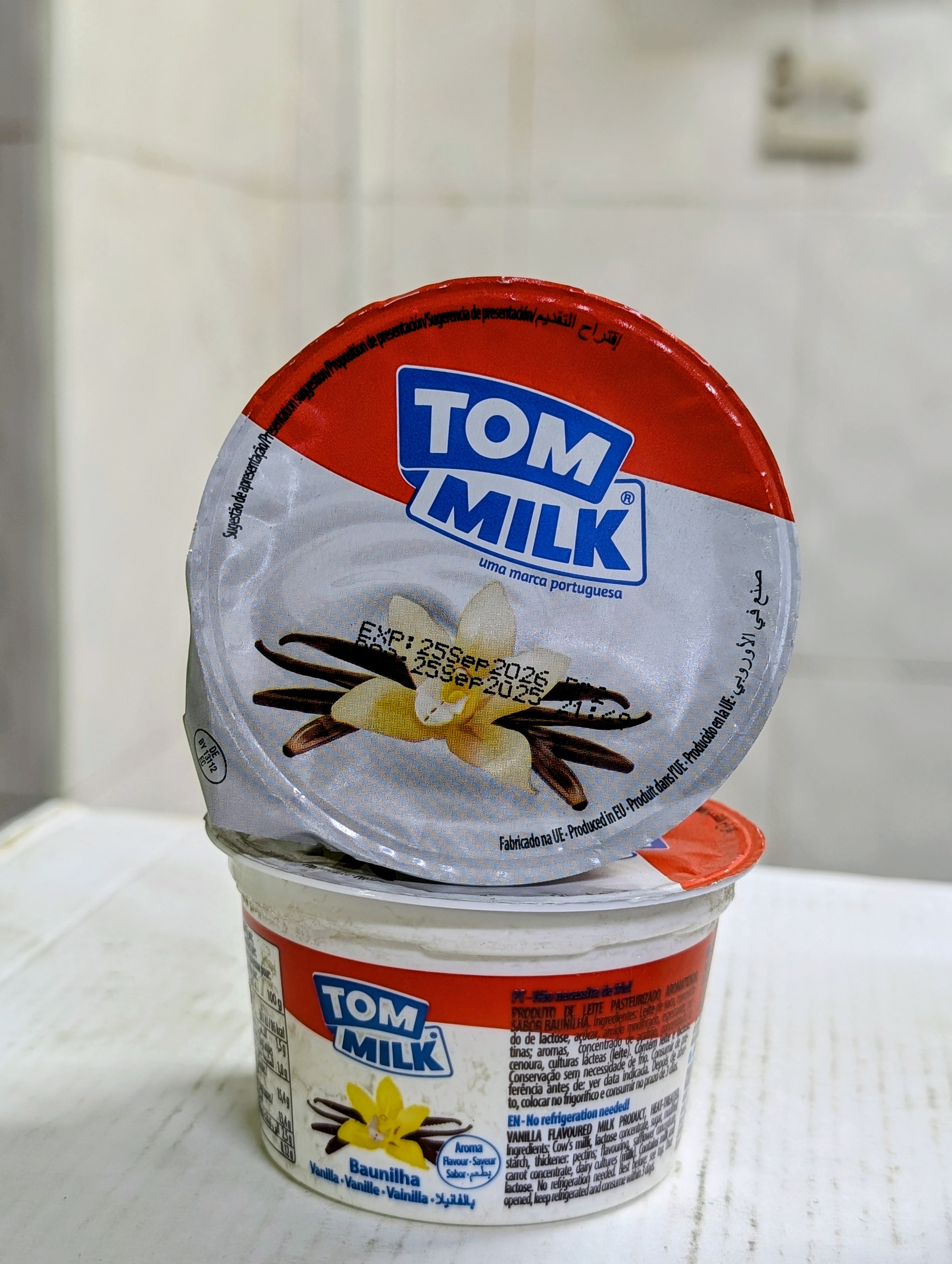 Tom Milk Vanilla Yogurt
