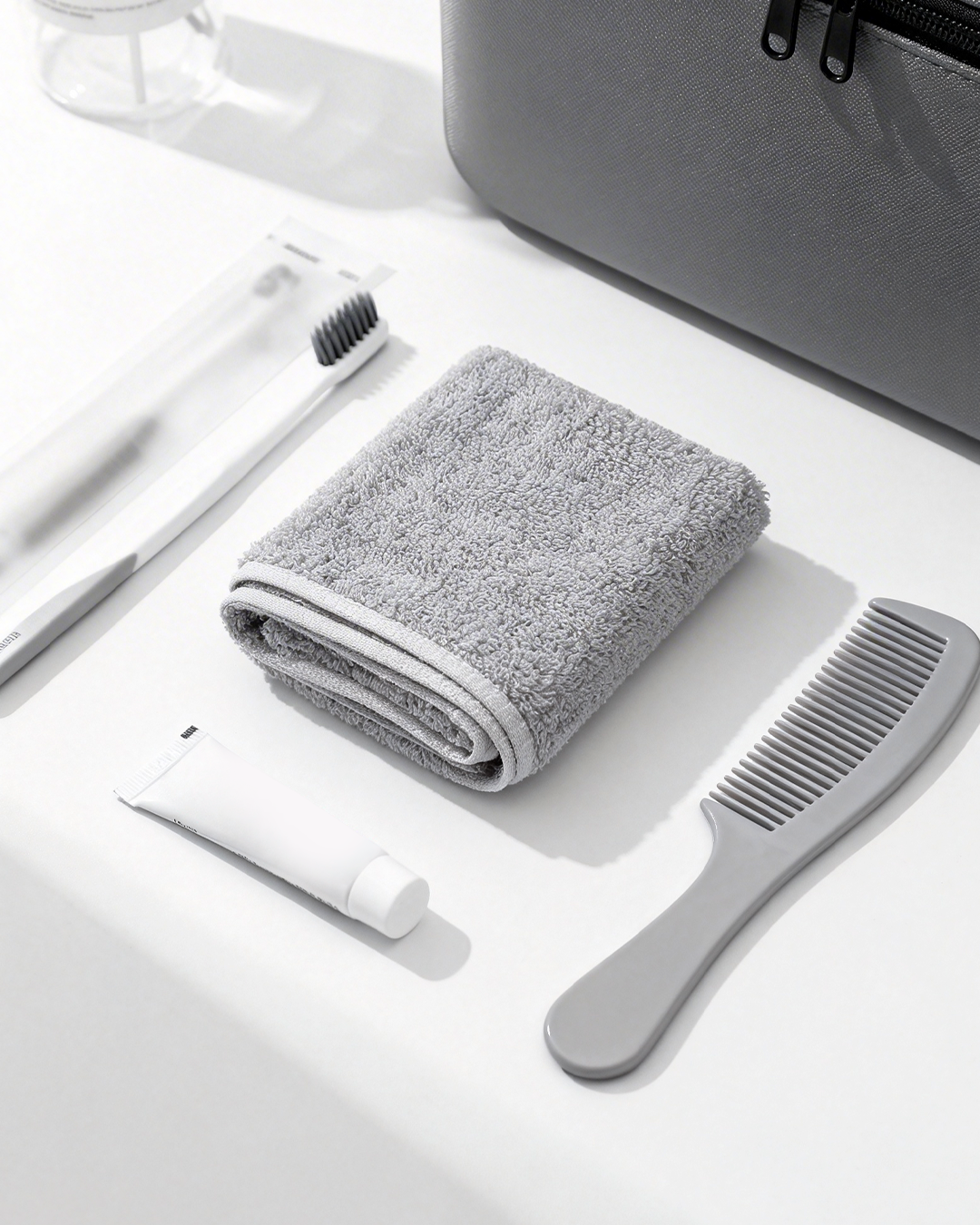 Grey Travel Daily Care Set