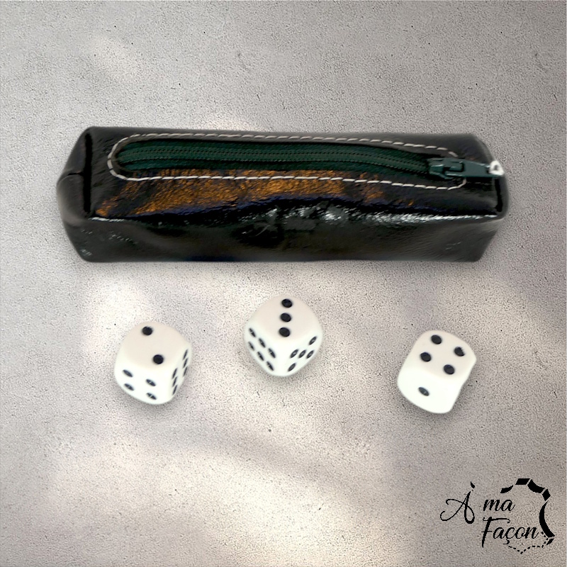 Trousse à dés
