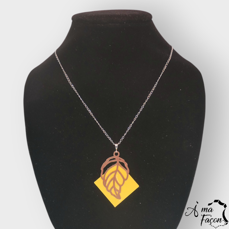 Collier cuir et bois