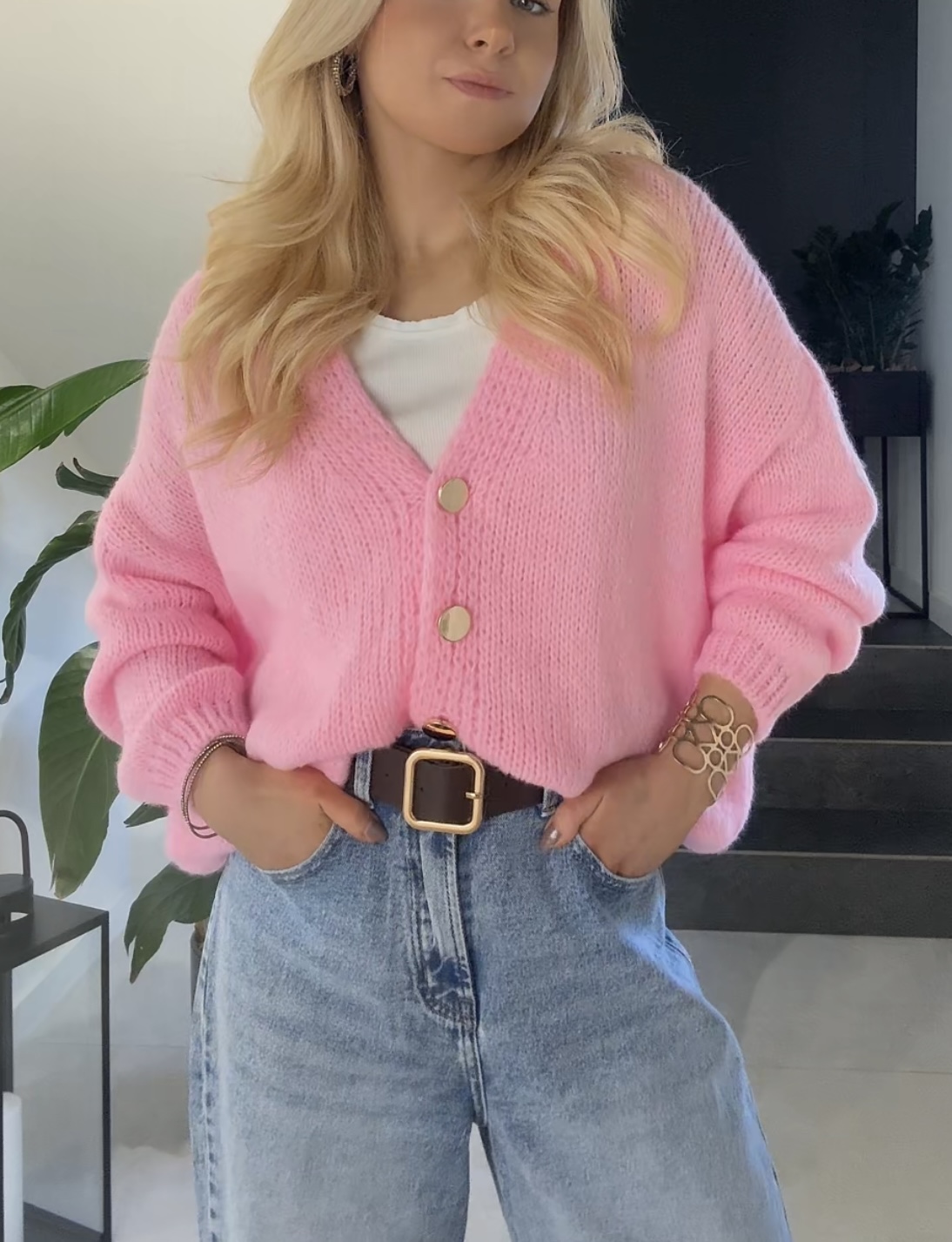 Sweterek na guziczki