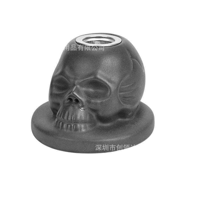 Whiskey Smoker skull-shaped
