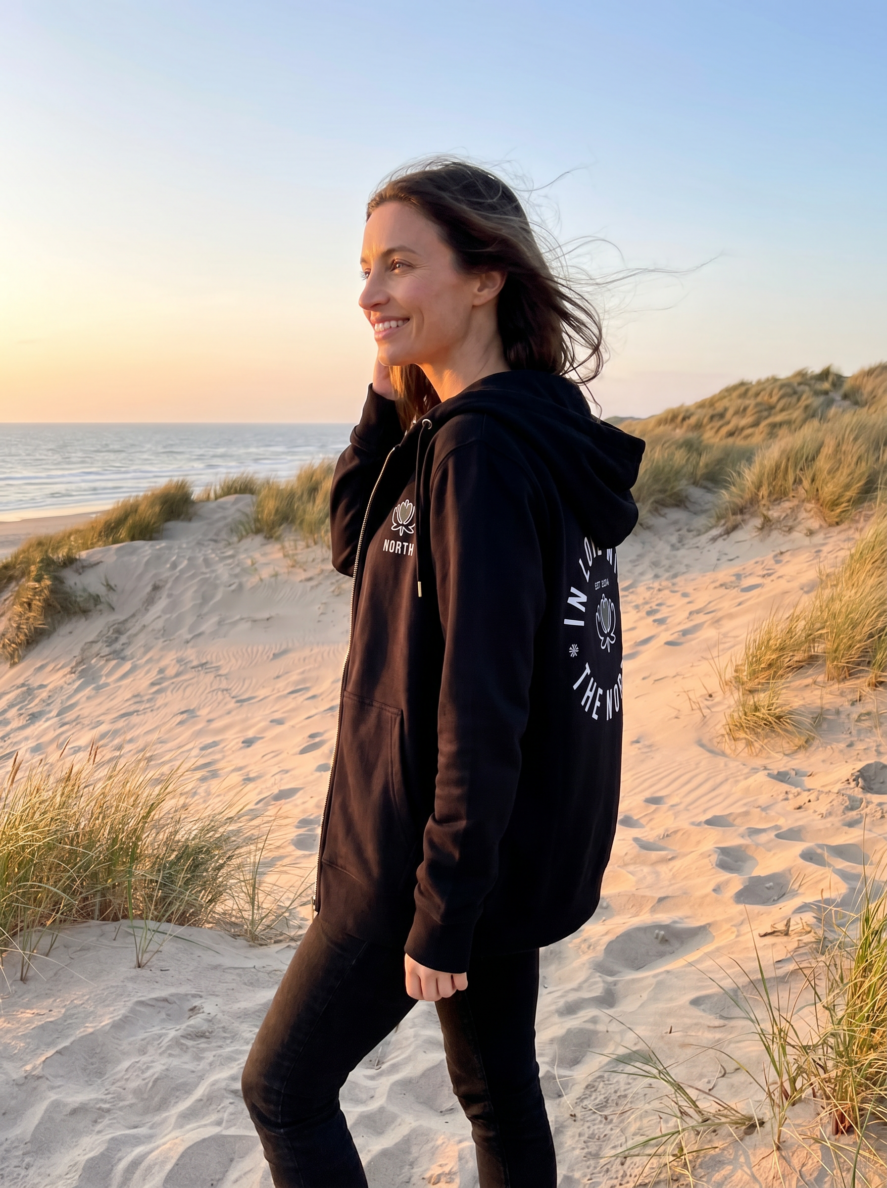 IN LOVE WITH THE NORTH – Hoodiejacke – leicht oversize