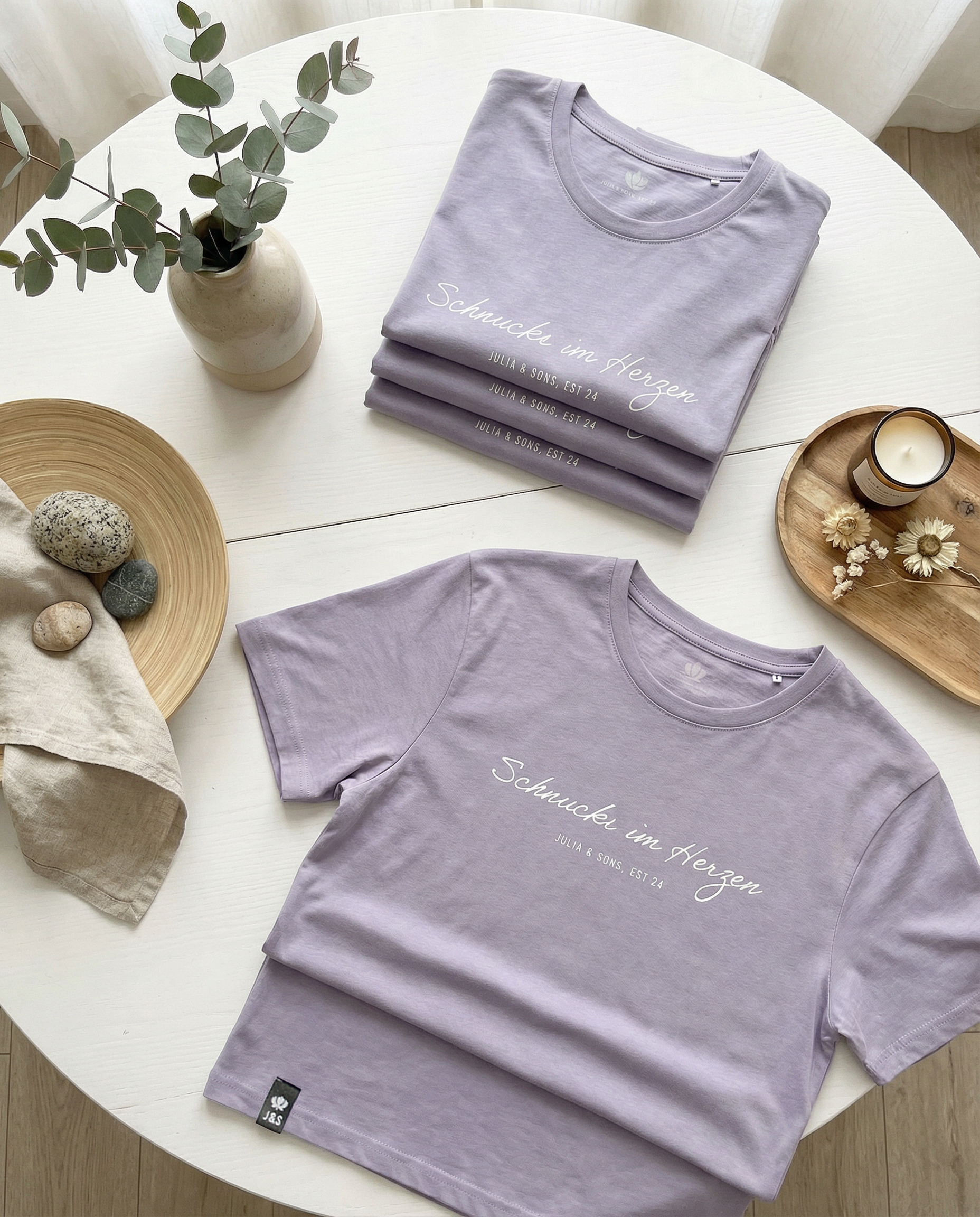 SCHNUCKE IM HERZEN – T-Shirt - leicht oversize