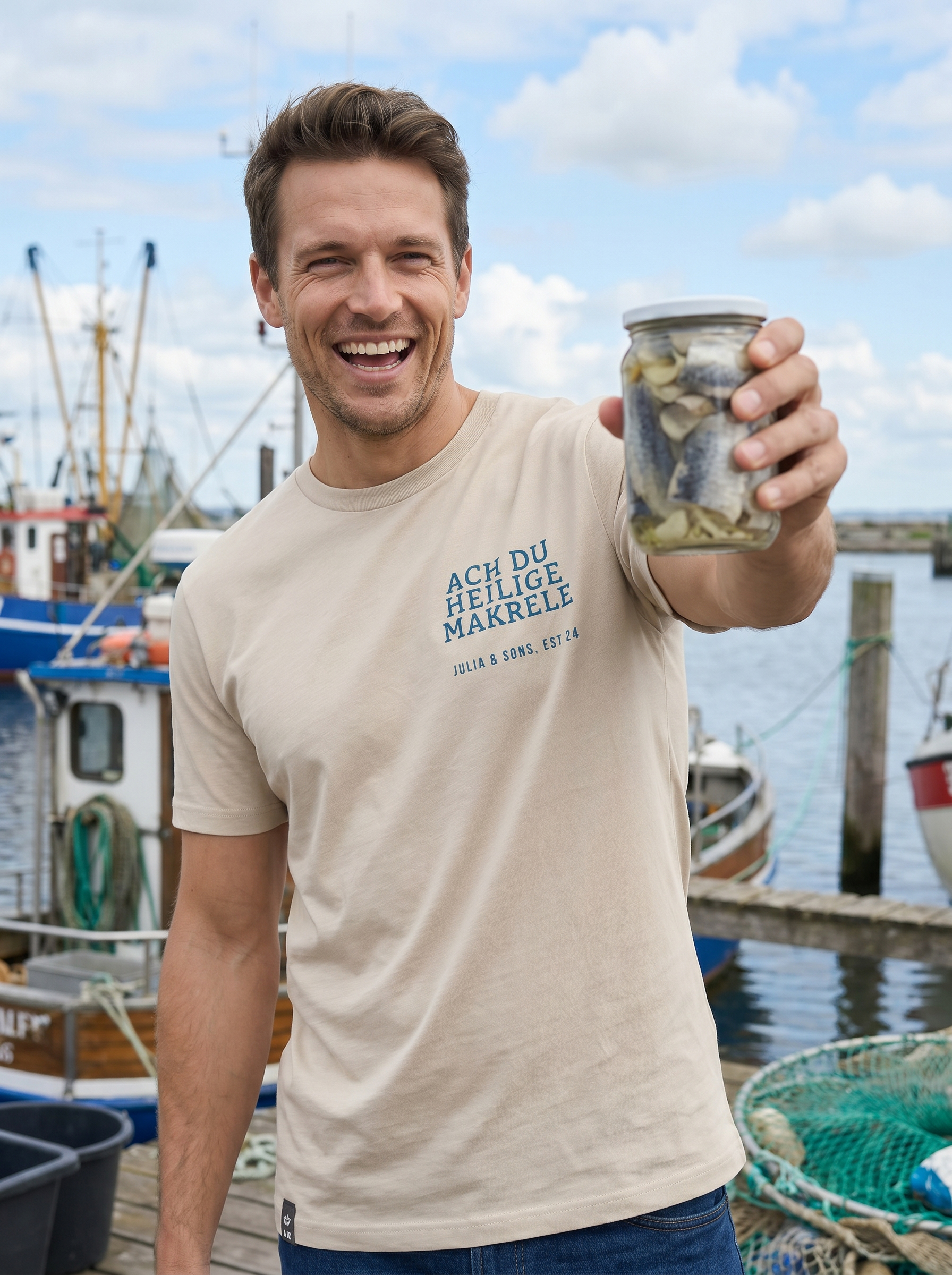 HEILIGE MAKRELE  - T-Shirt 