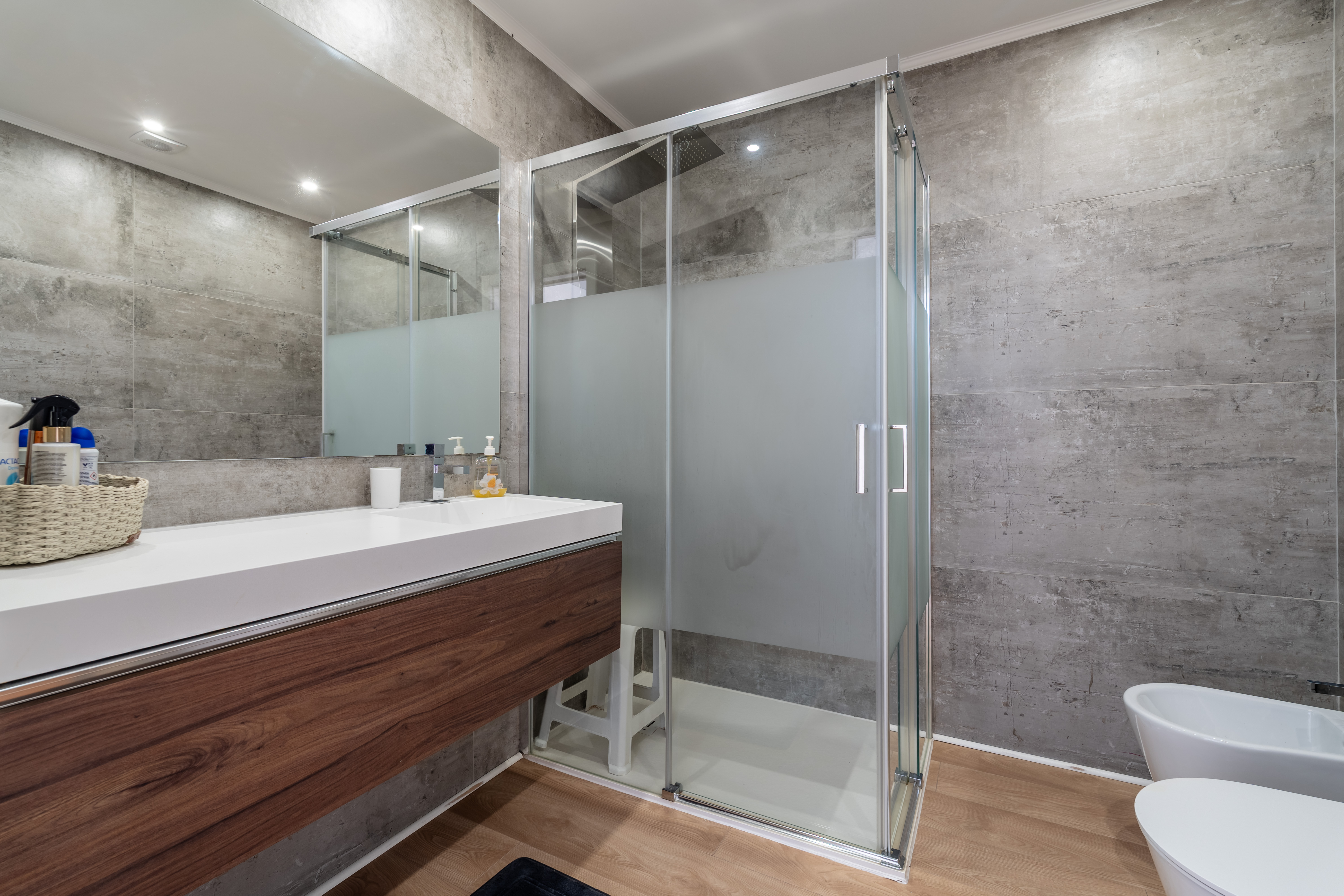 Luxury 3-Bedroom Home with Pool in Portimão, Faro