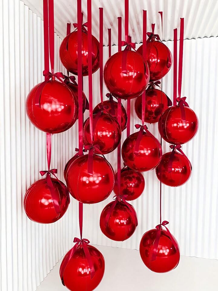 Red Christmas Ornament Set