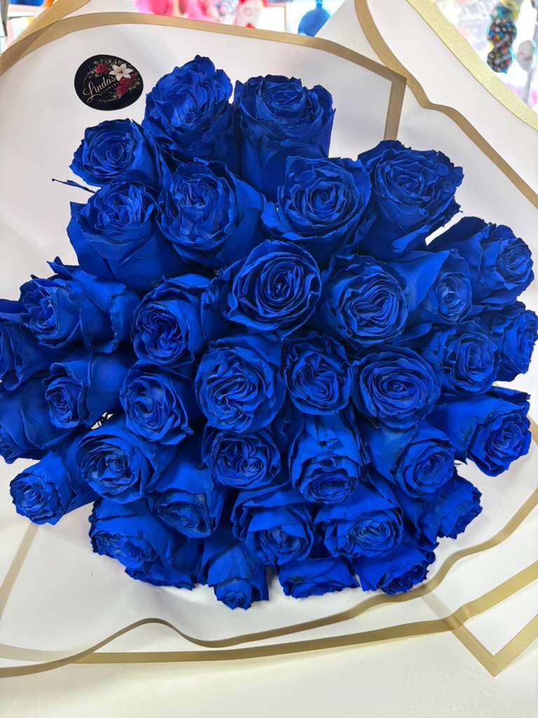  Blue Rose Bouquet
