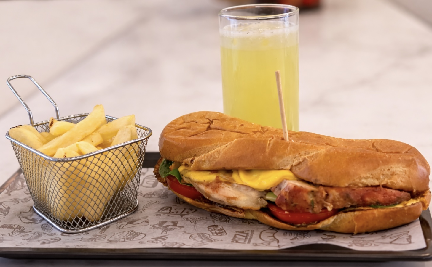 Combo Sándwich Lomo BBQ 