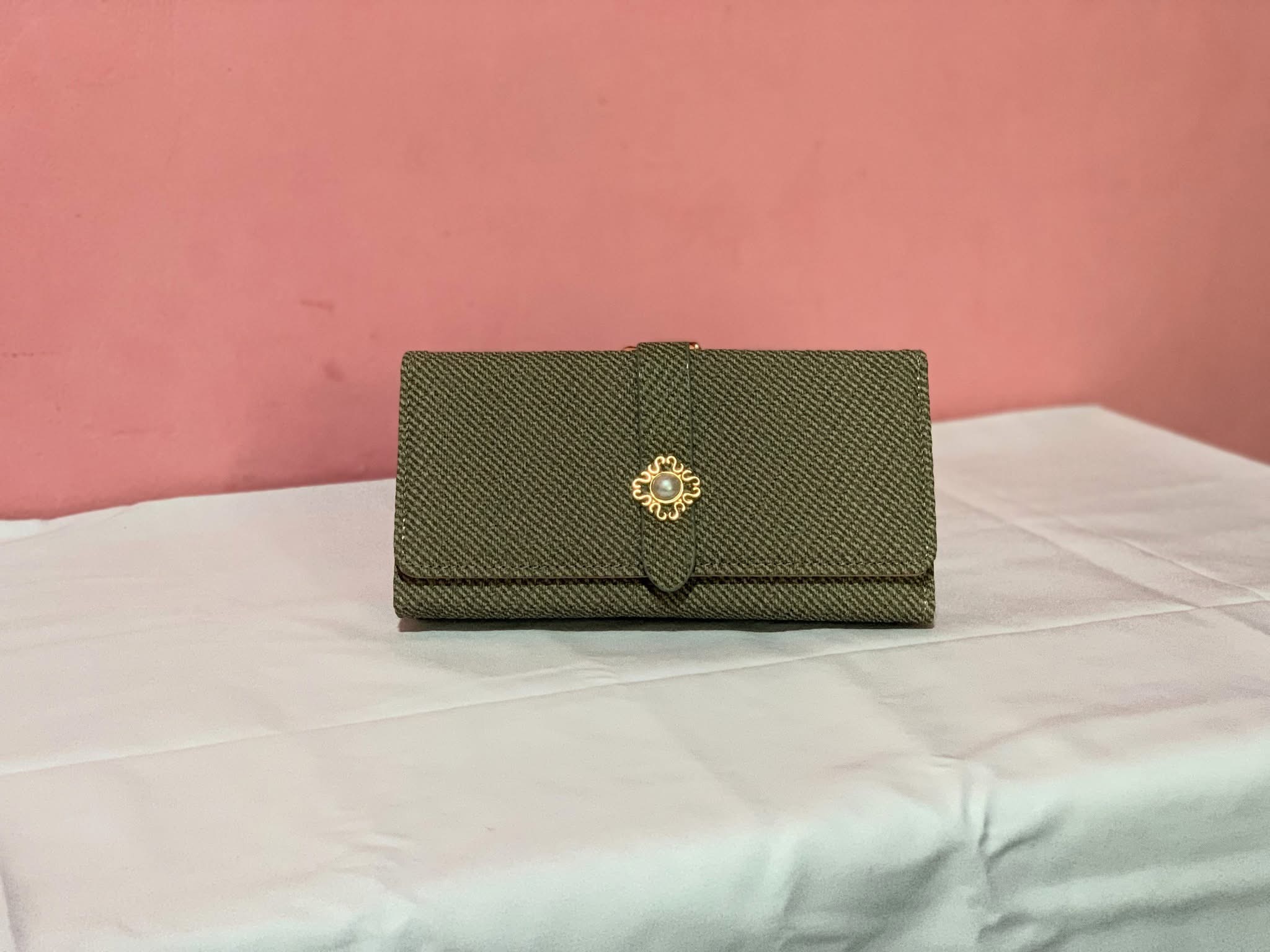 Stylish Compact Wallet Purse