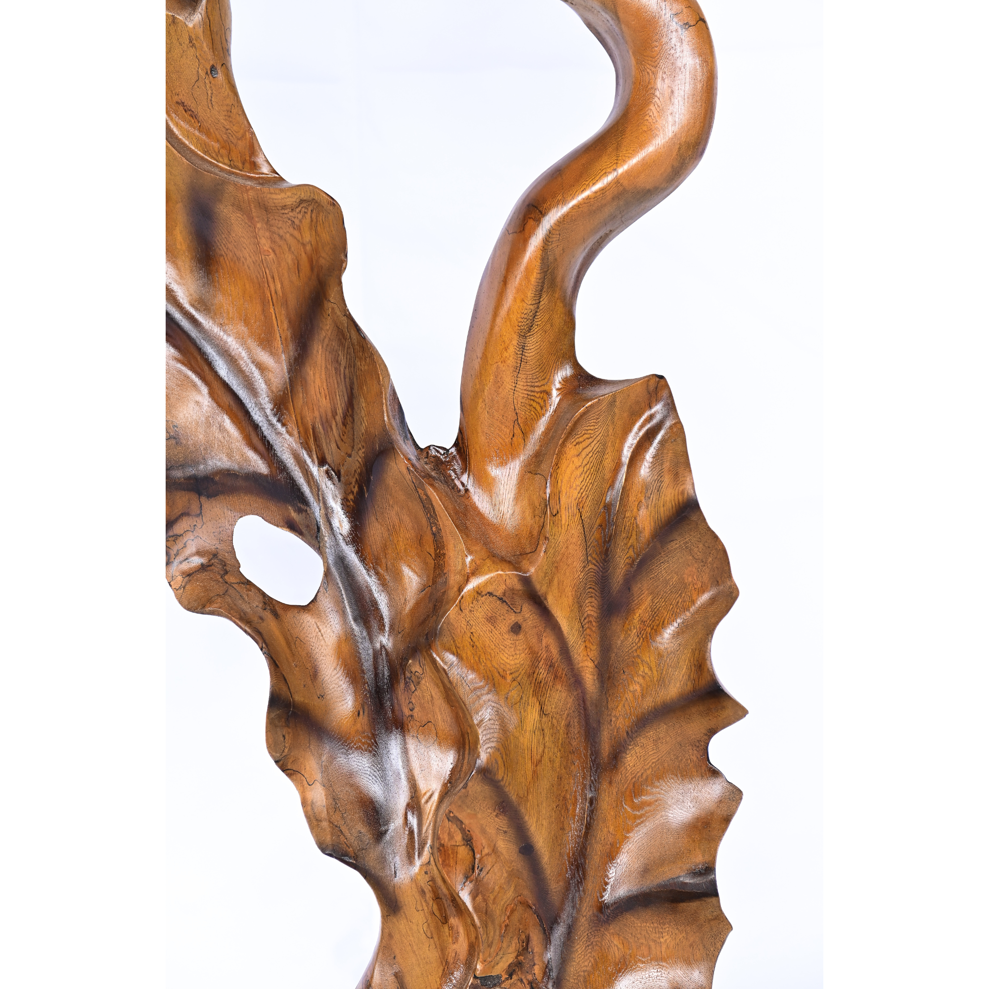  WOODEN TREE DECORATION 
