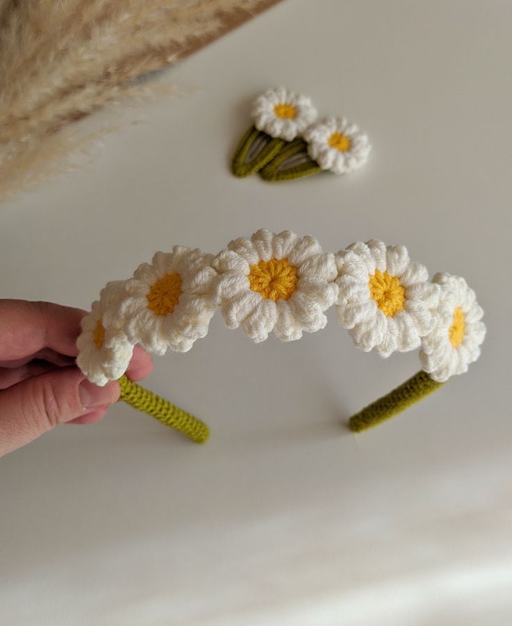 Crochet Daisy Headband AND PINS