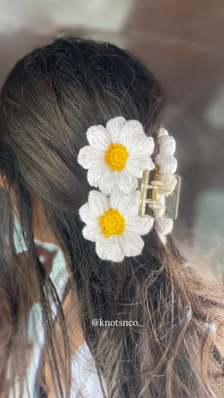 Crochet Daisy Hair Clip