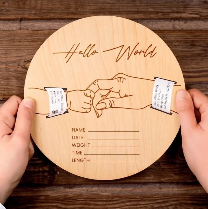 Placa de Nacimiento de Madera