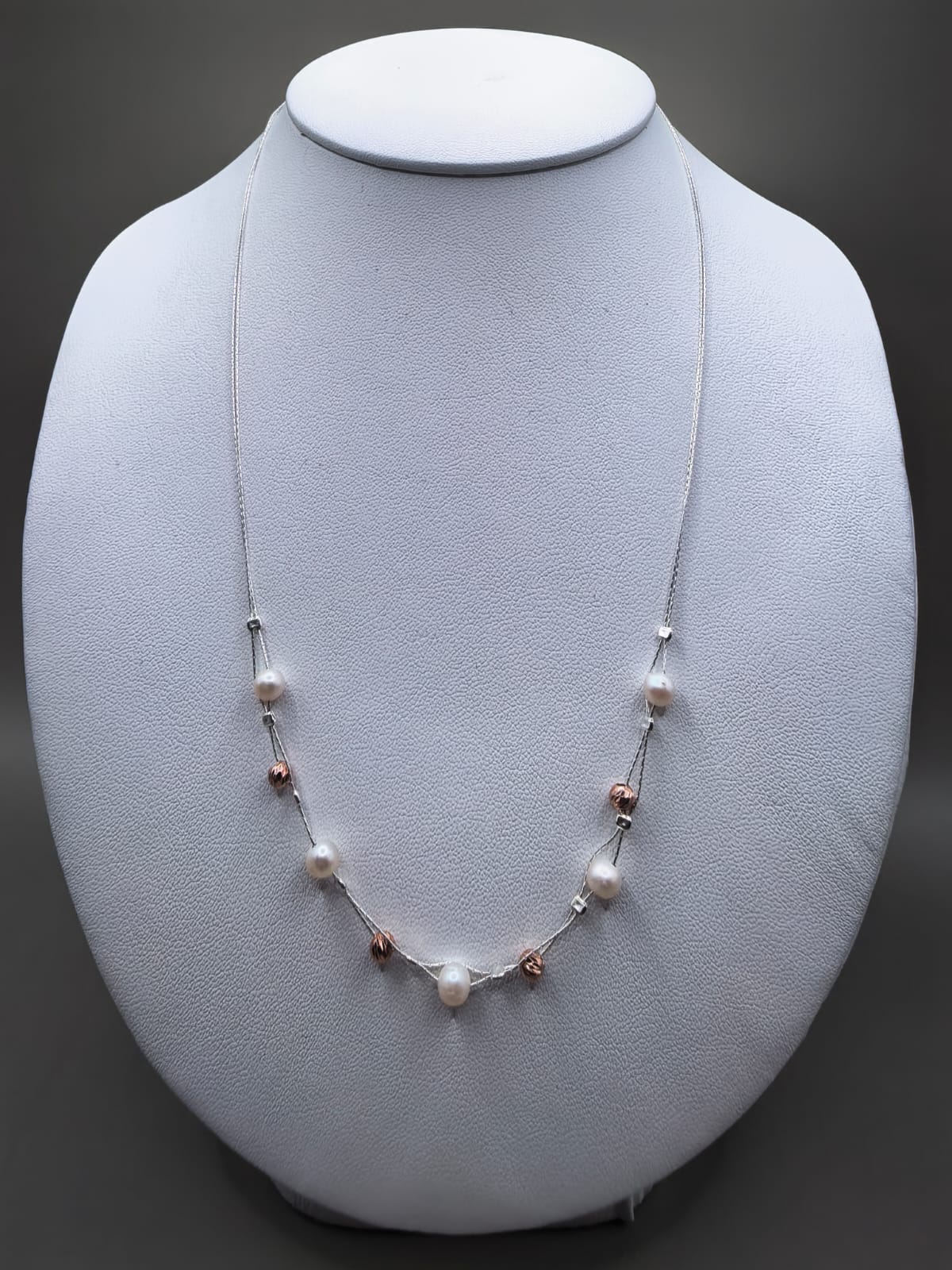 Gargantilla de Perlas y Esferas de Plata Rosa