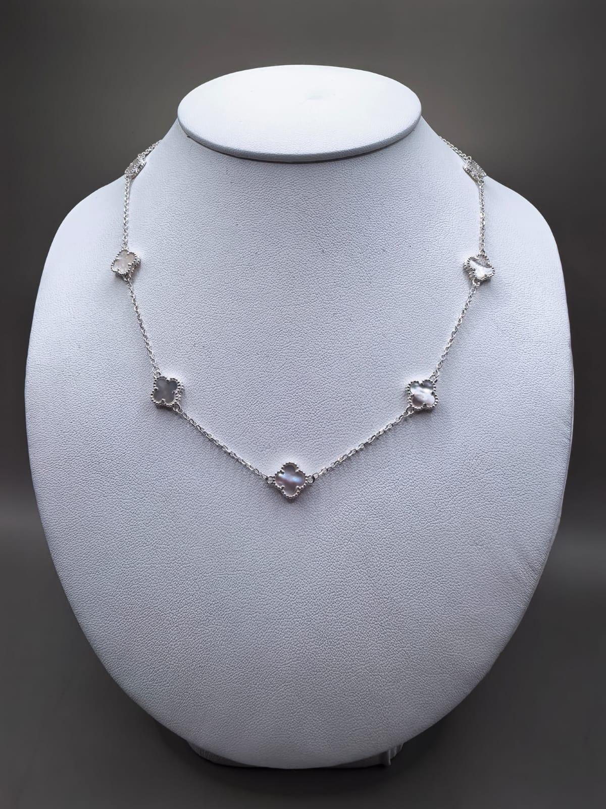 Gargantilla Van Cleef color Blanco