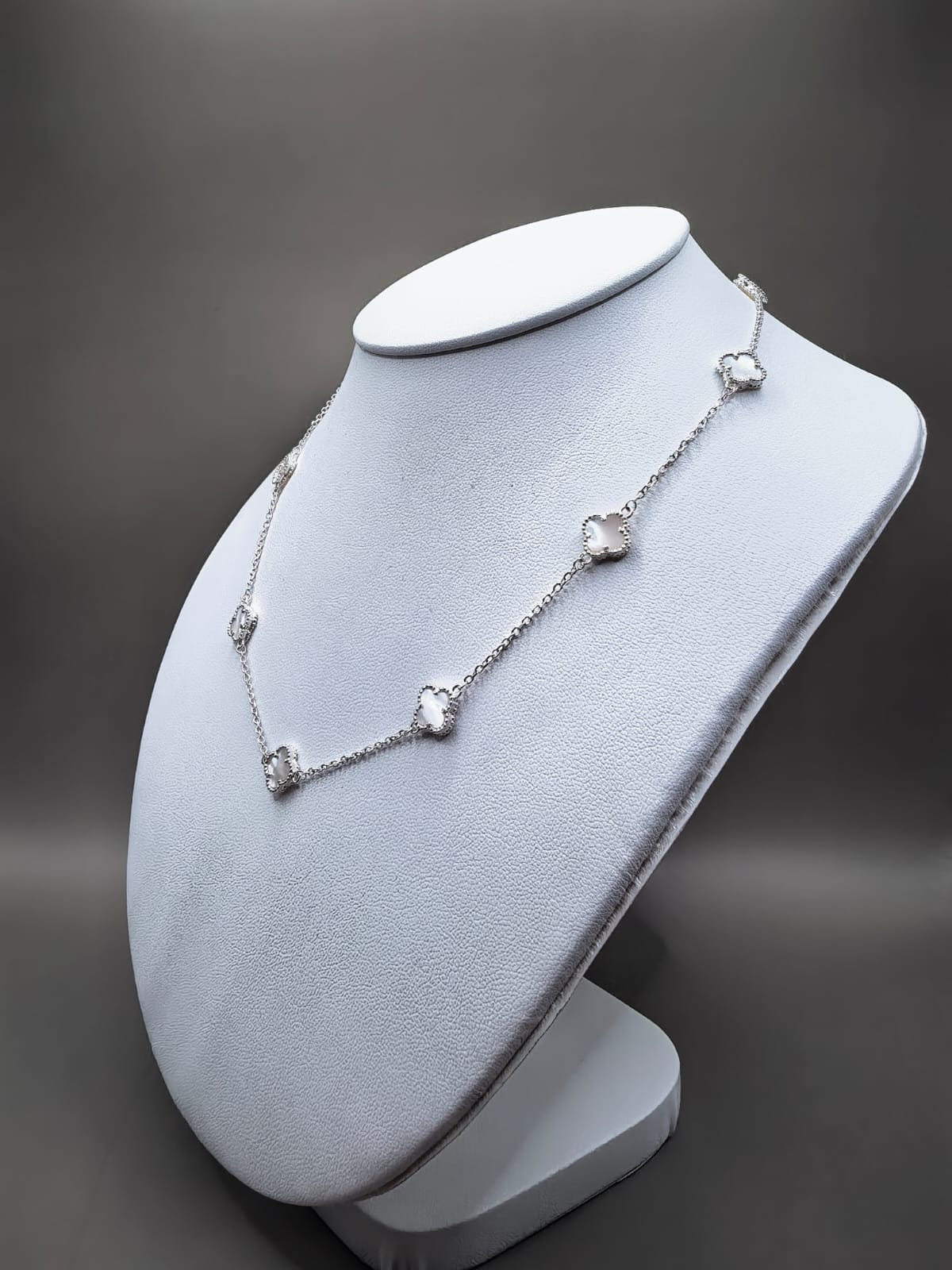 Gargantilla Van Cleef color Blanco