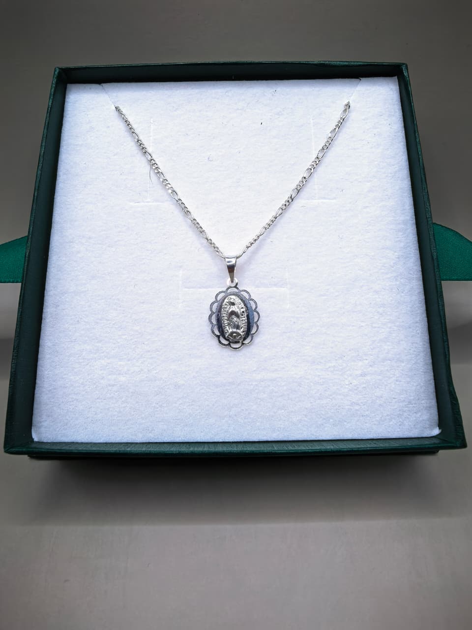 Medalla Virgen Mediana