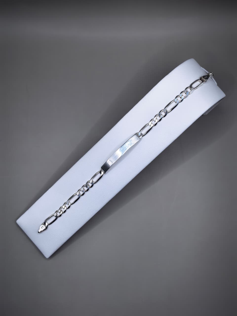 Esclava de Plata Figaro Mediano