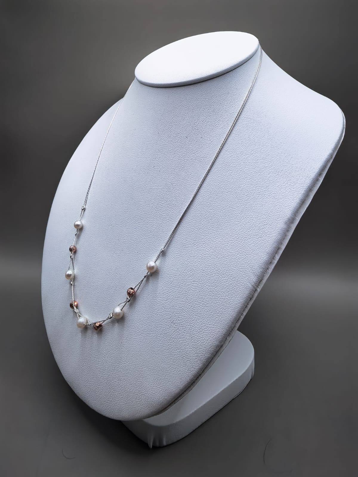 Gargantilla de Perlas y Esferas de Plata Rosa