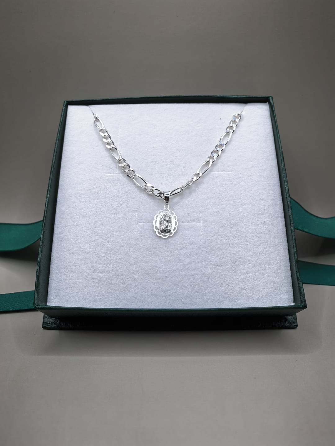 Medalla Virgen Pequeña