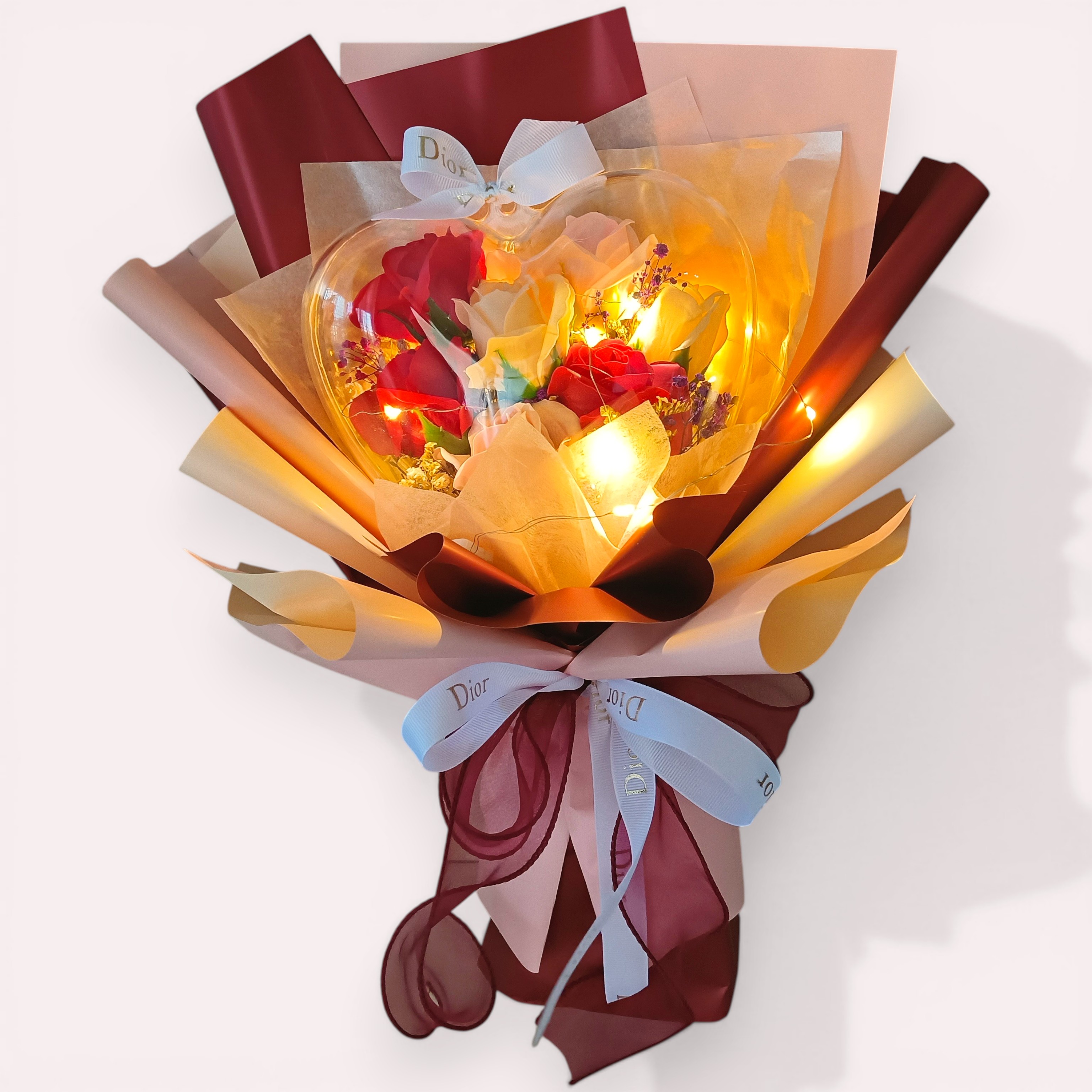 LED Acrylic Heart Flower Bouquet RM160 | Anniversary & Birthday Gift Delivery Penang 发光玫瑰花束 亚克力透明爱心花盒