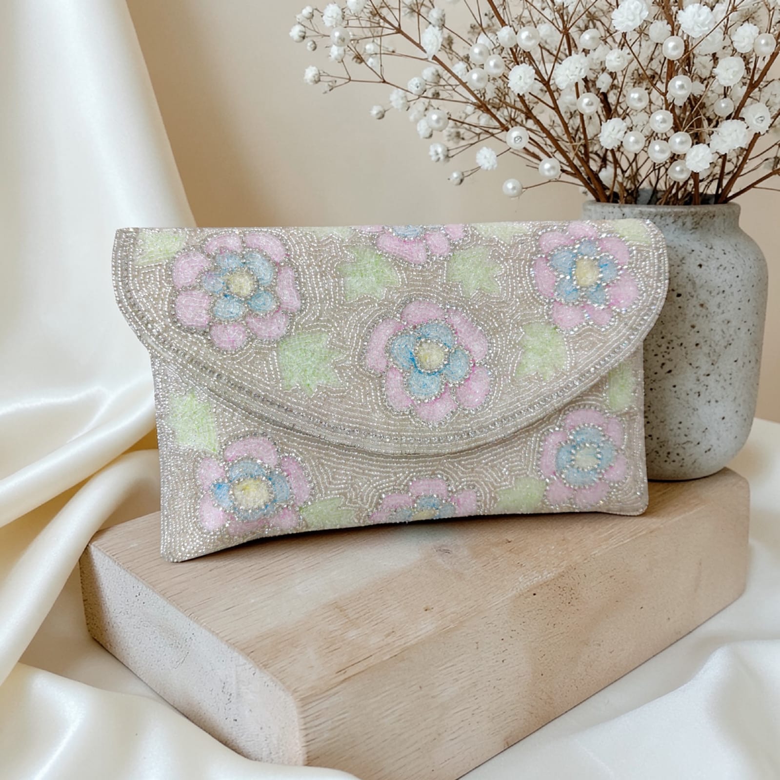 Floral Embroidered Clutch