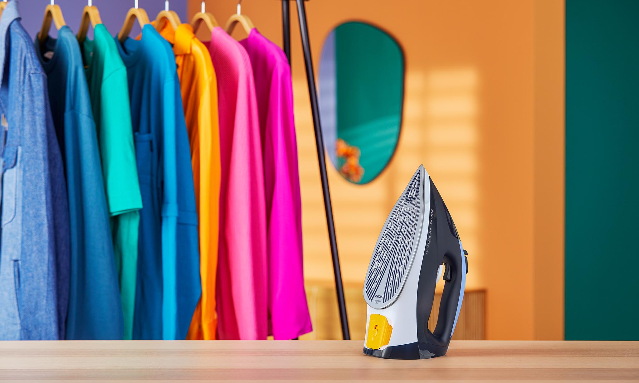 Philips 7000 Series HV Steam Iron Dark Blue 