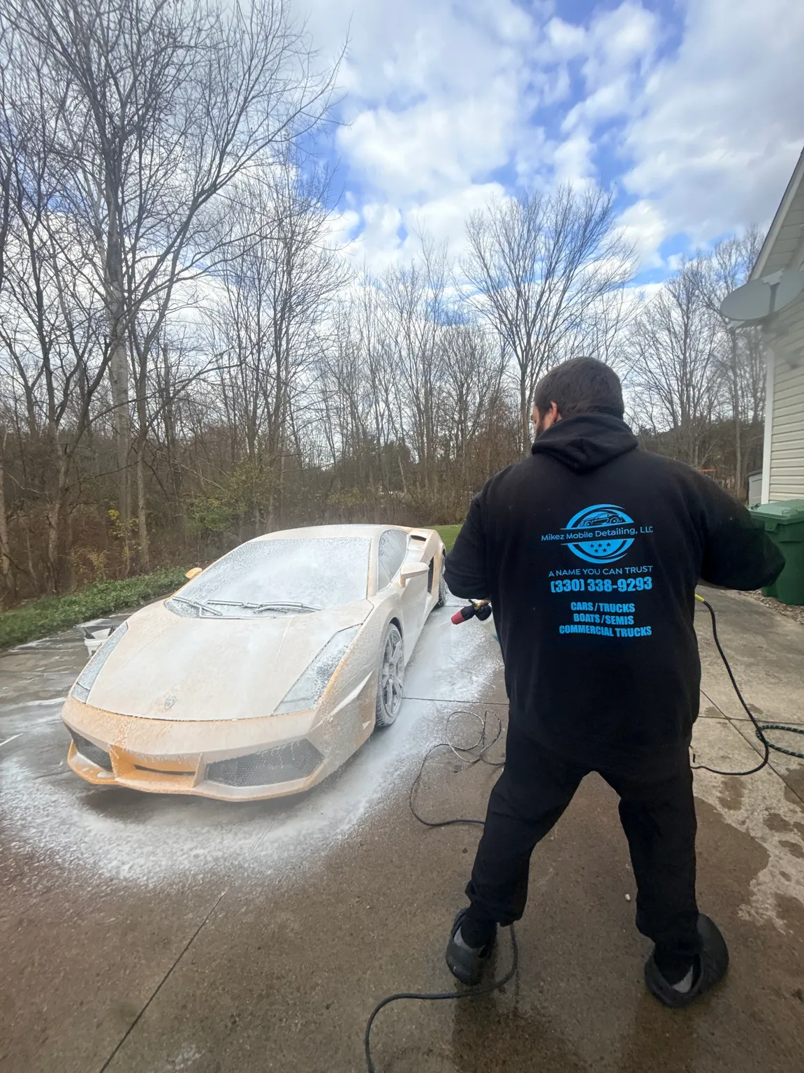 Mobile Exterior Car Detail