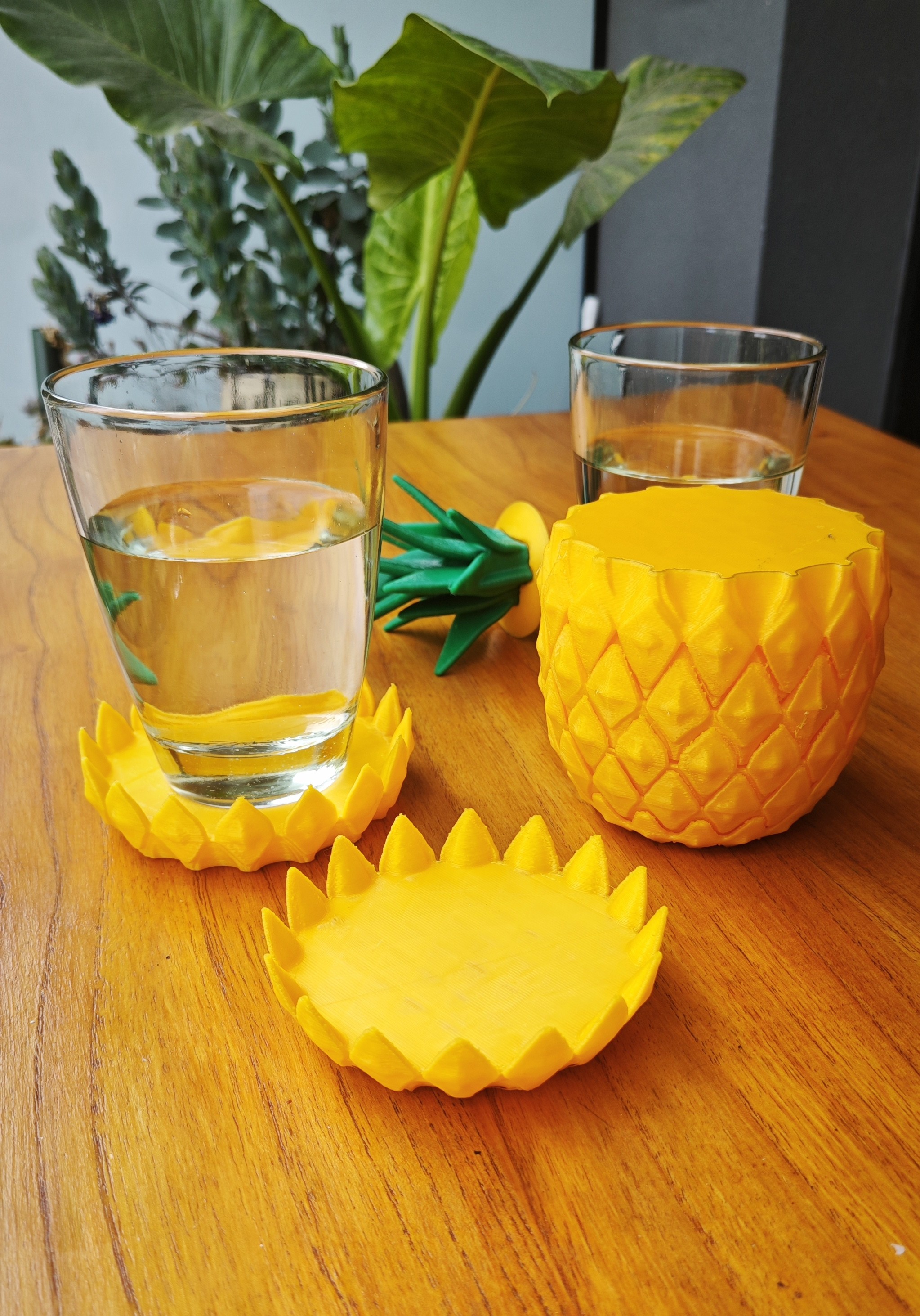 Pineapple Shaped Coasters Set