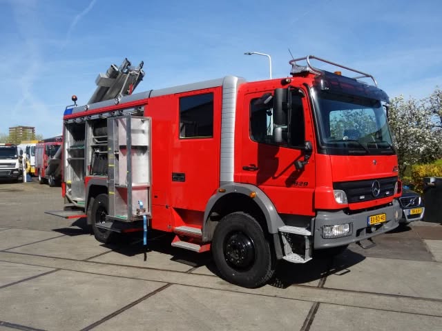 MERCEDES BENZ ATEGO 1629