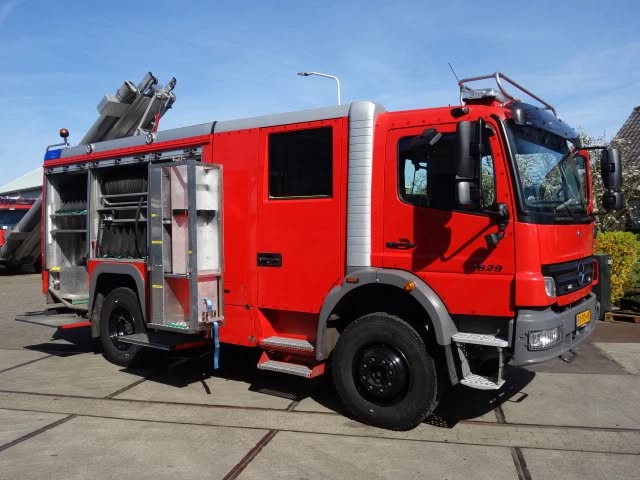 MERCEDES BENZ ATEGO 1629