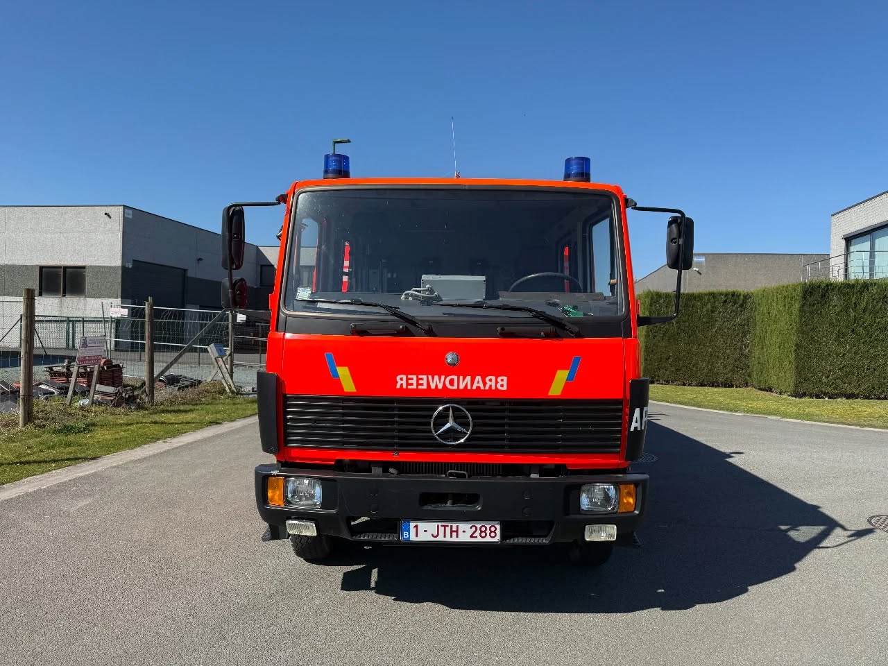 MERCEDES BEN 1124