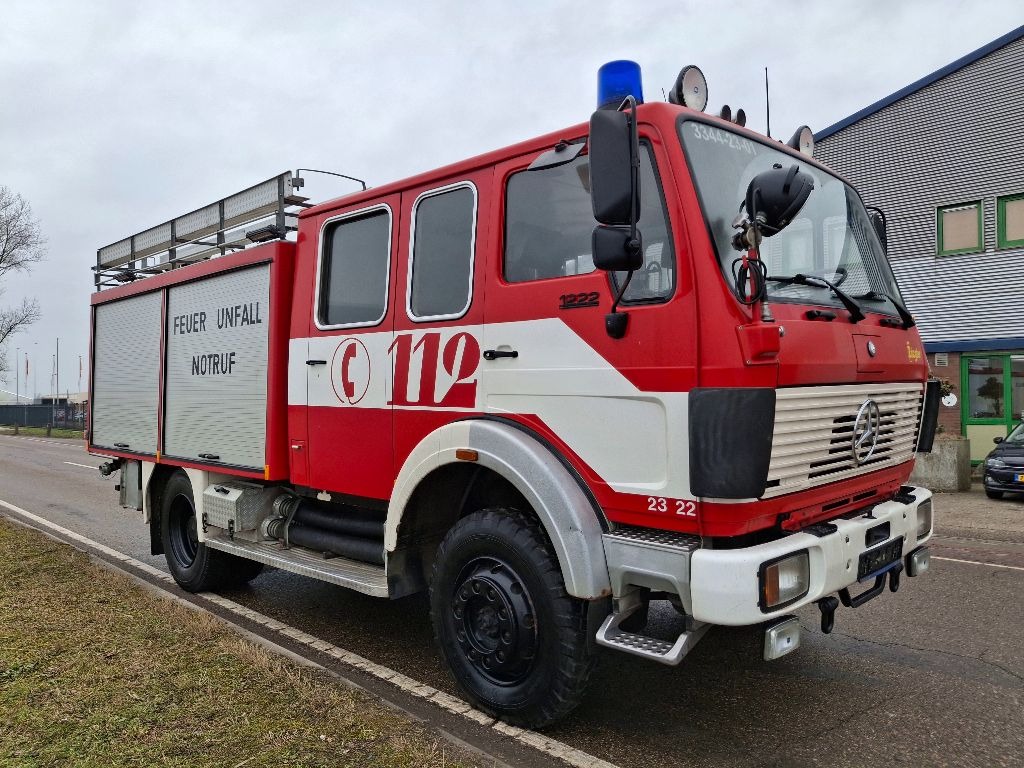 MERCEDES BENZ 1222