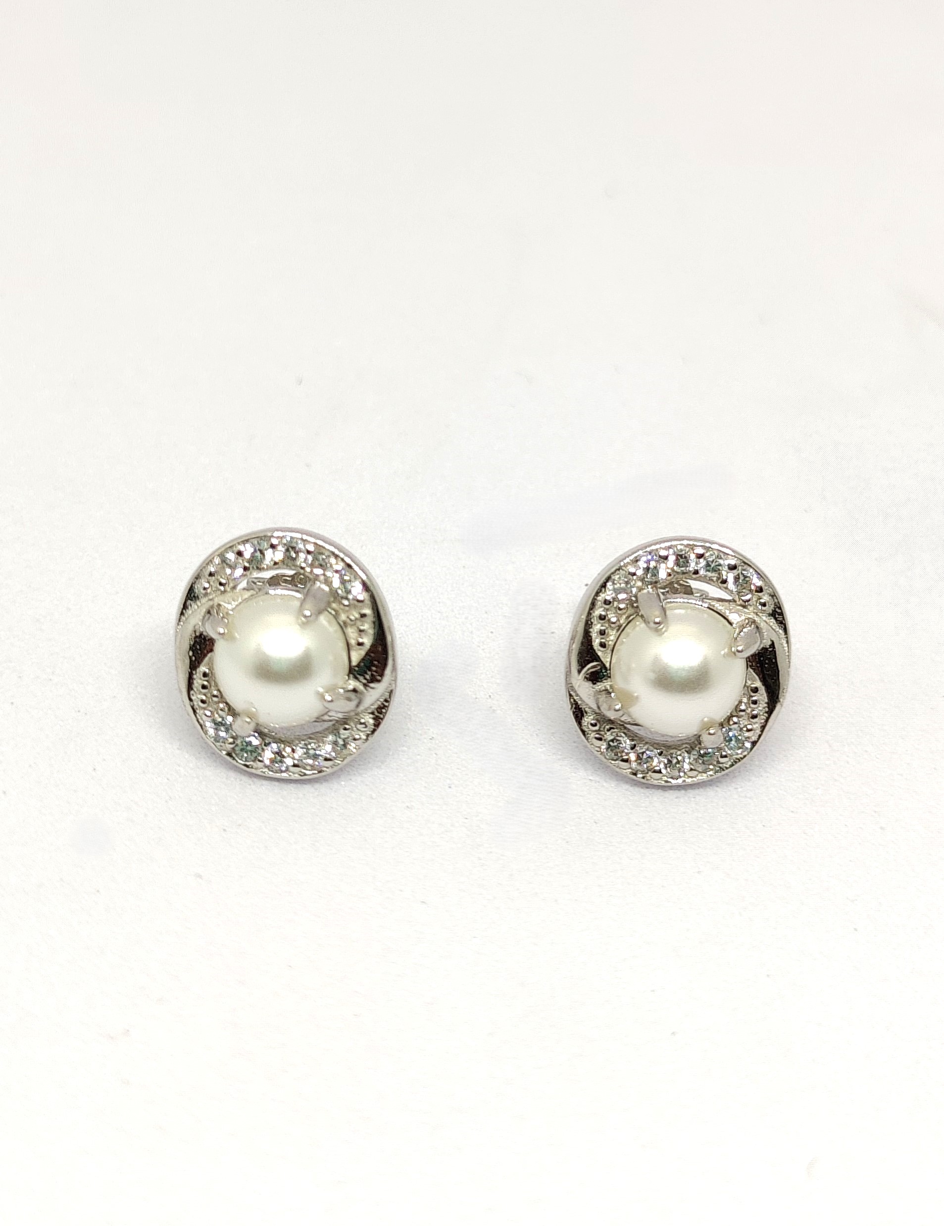 Pure 925 sterling silver Pearl Pendant Necklace and Earrings Jewelry Set For Women,Girls (Set of 1)