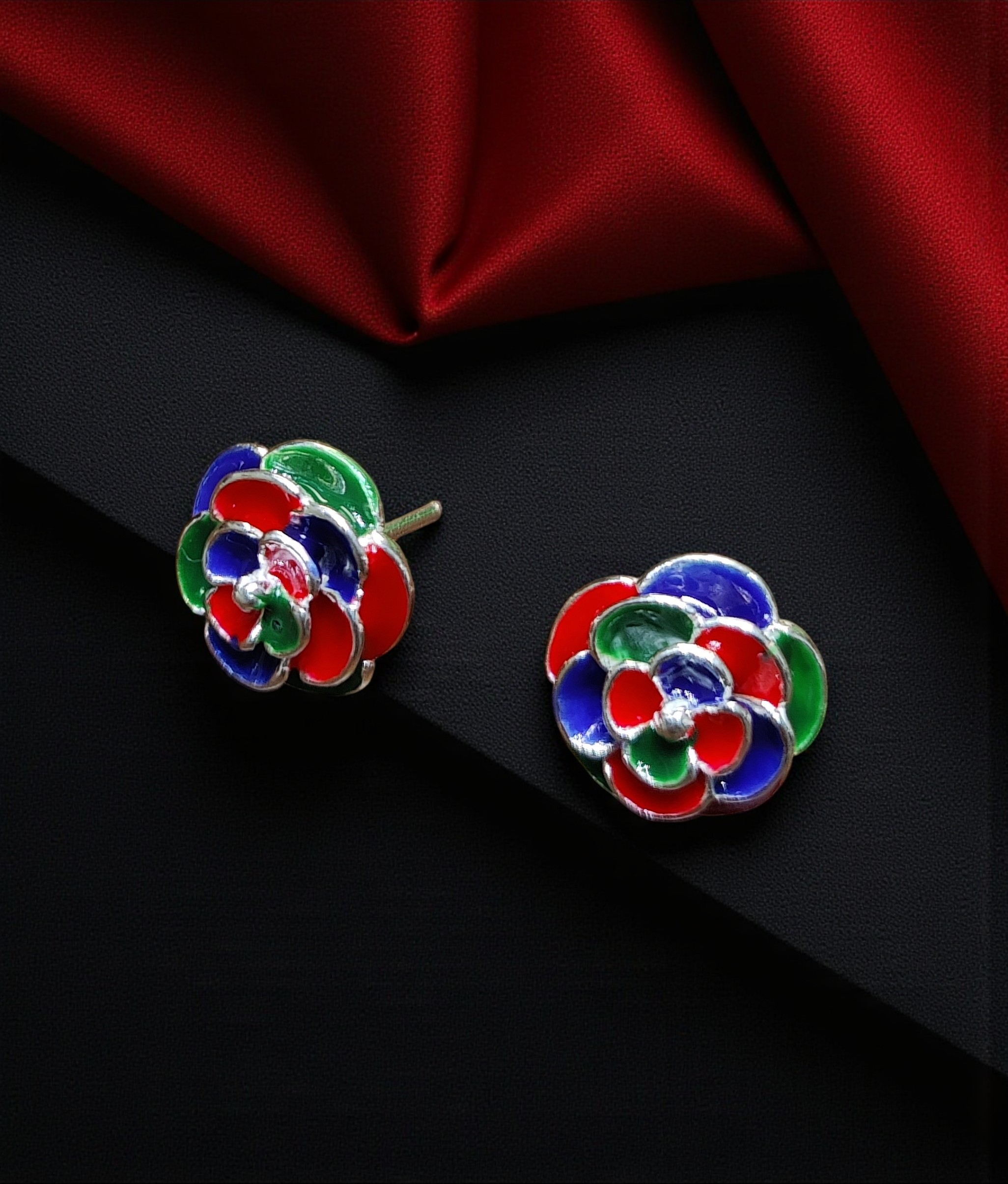 Pure 925 Silver Multicolor Floral Pendant Necklace and Earrings Jewelry Set (Set of 1)