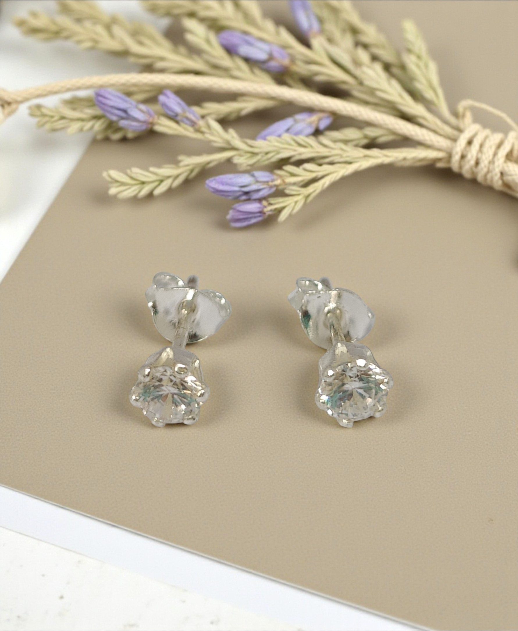 Pure 925 Sterling Silver Crystal Stud Earrings Cubic Zirconia Stone Studs For Women,Girl (Set of 1 Pair)