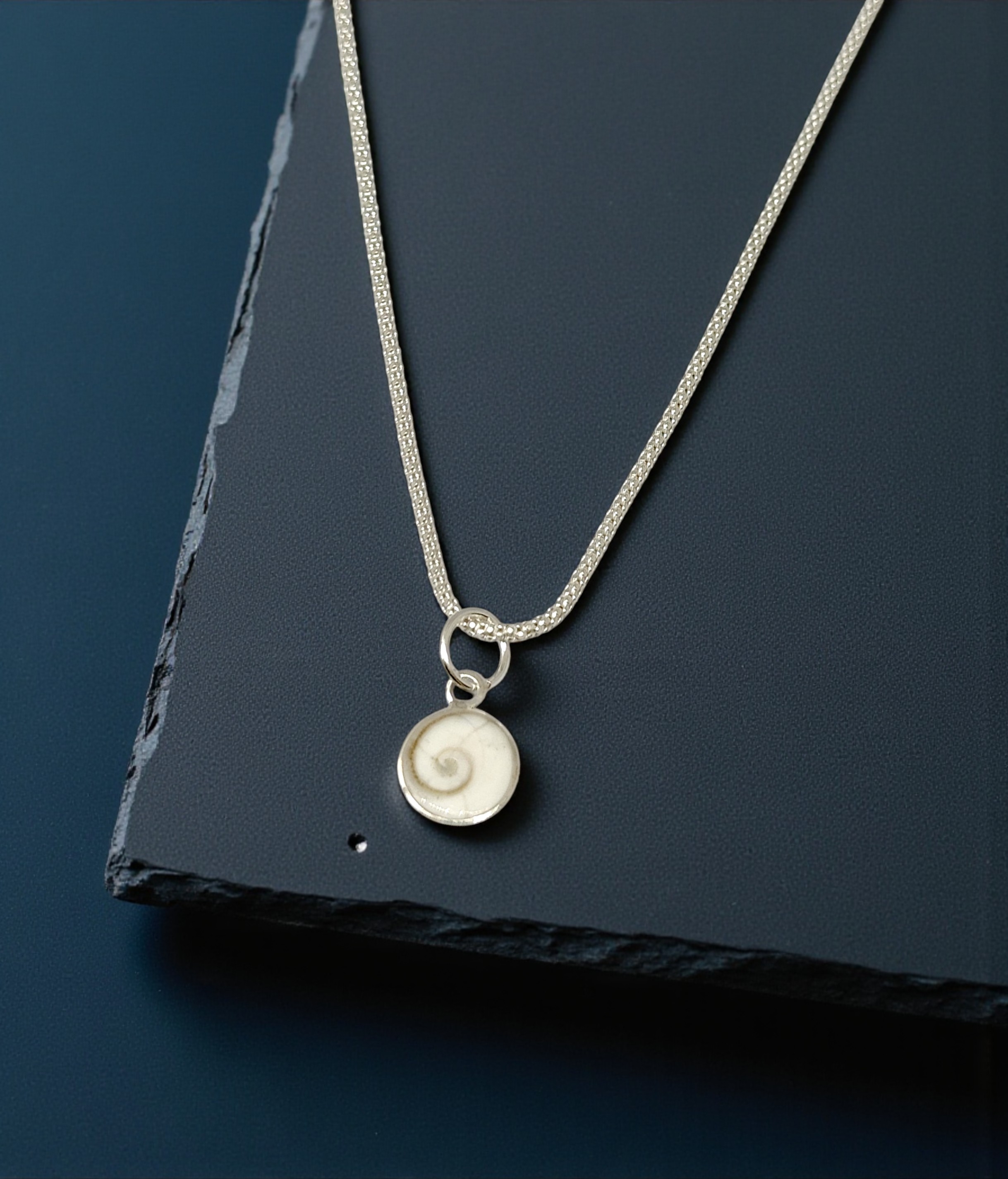 Pure 925 Sterling Silver Shiva Eye Shell Pendant Necklace Natural Spiral Shell Jewelry For Unisex (pack of 1)