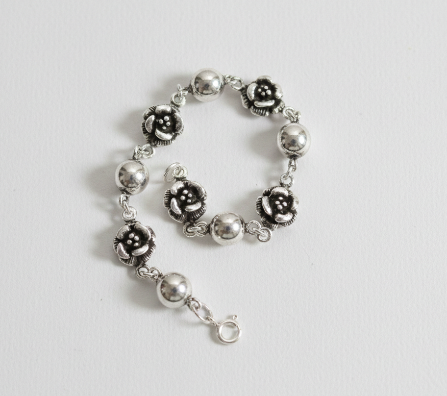 Pure 925 Sterling Silver Floral Charm Bracelet for Women For Women,Girls (Pack of 1)