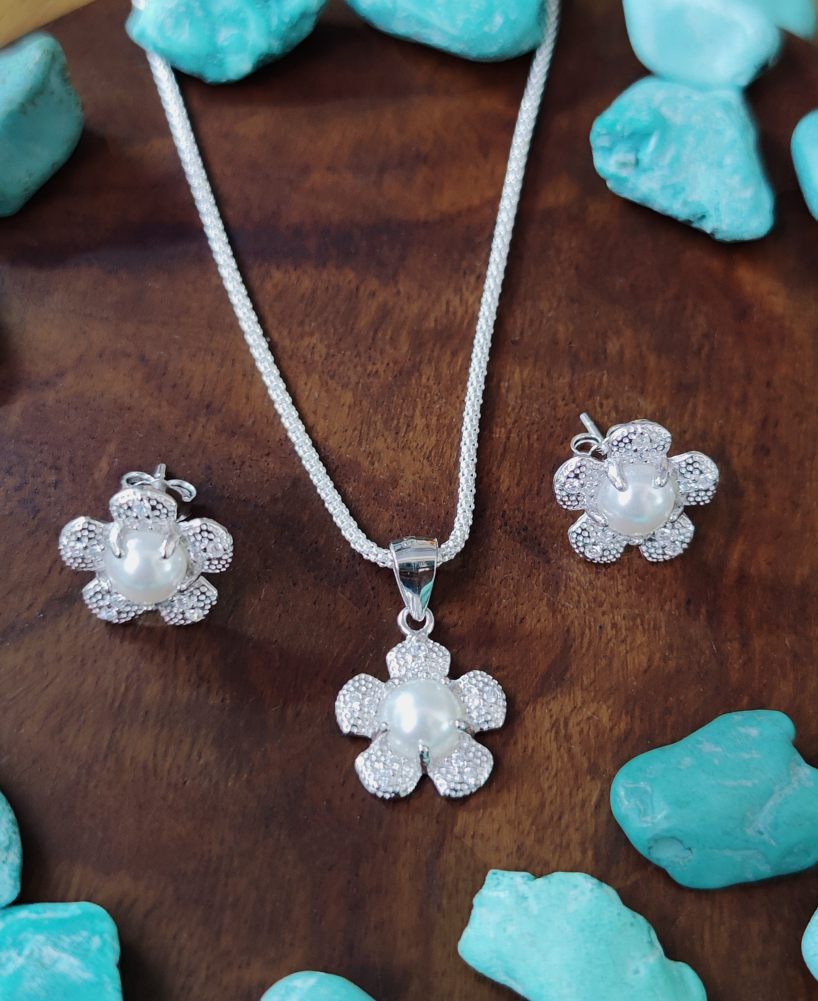 Pure 925 Sterling silver Pearl Flower Pendant Necklace and Earrings Jewelry Set For Women,Girls (Set of 1)