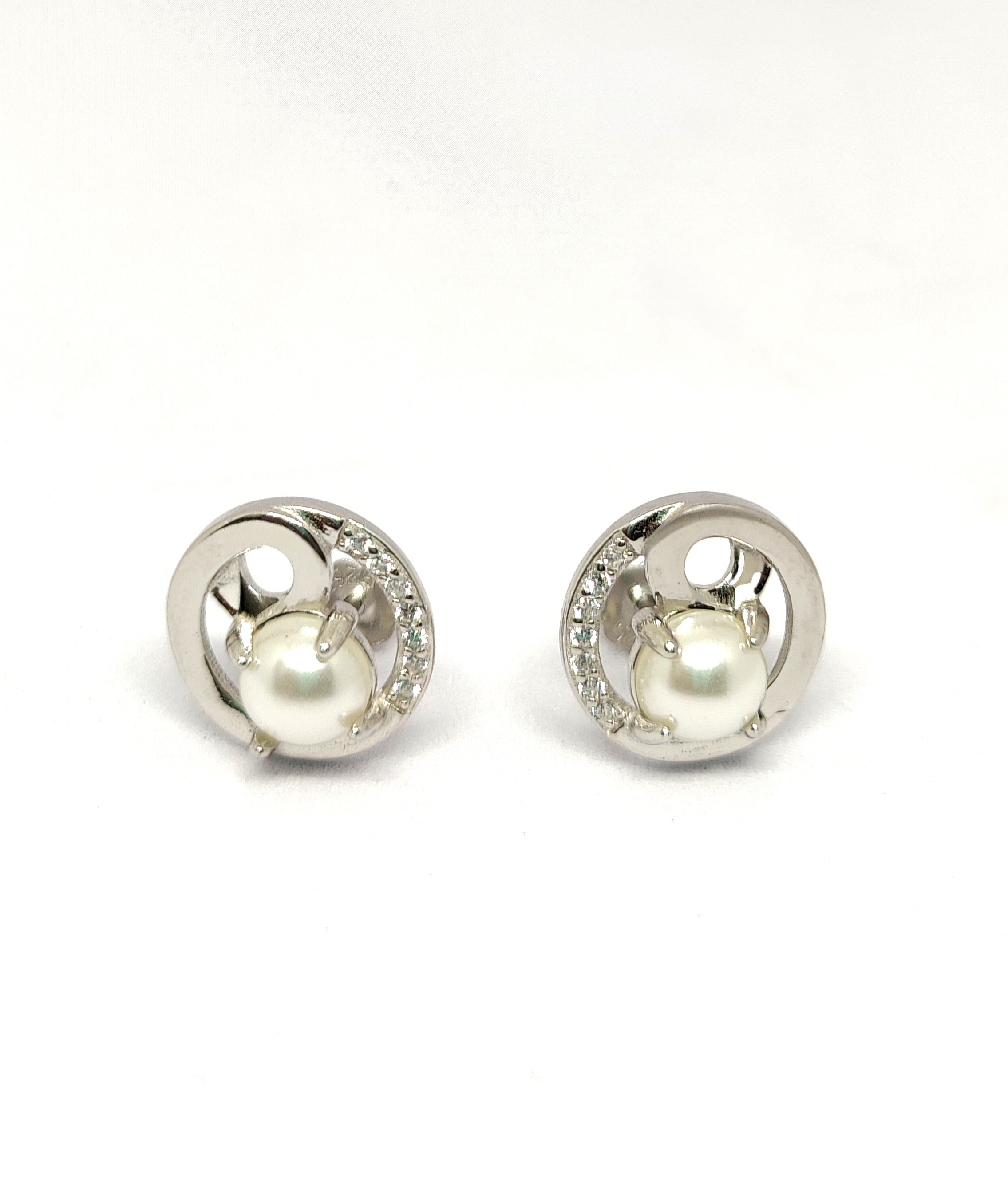 Pure 925 sterling silver Elegant Pearl Jewelry Set   Necklace and Earrings Jewelry Set For Women,Girls (Set of 1)