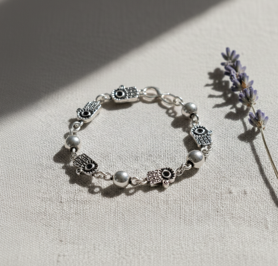 Pure 925 Sterling Silver Hamsa Hand Bracelet with Evil Eye Charms and Beads, For Unisex (Pack of 1)