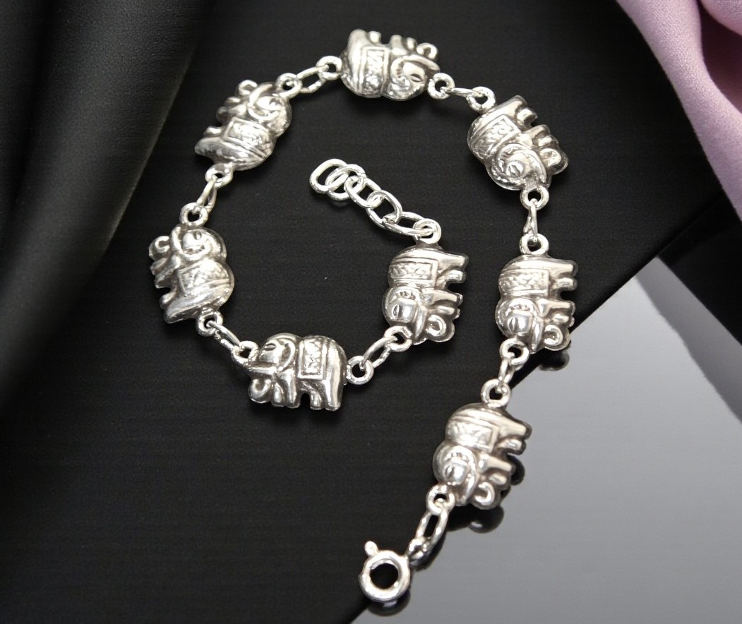 Pure 925 Sterling Silver Elephant Charm Bracelet With Adjustable Chain For Women,Girls (Pack of 1)