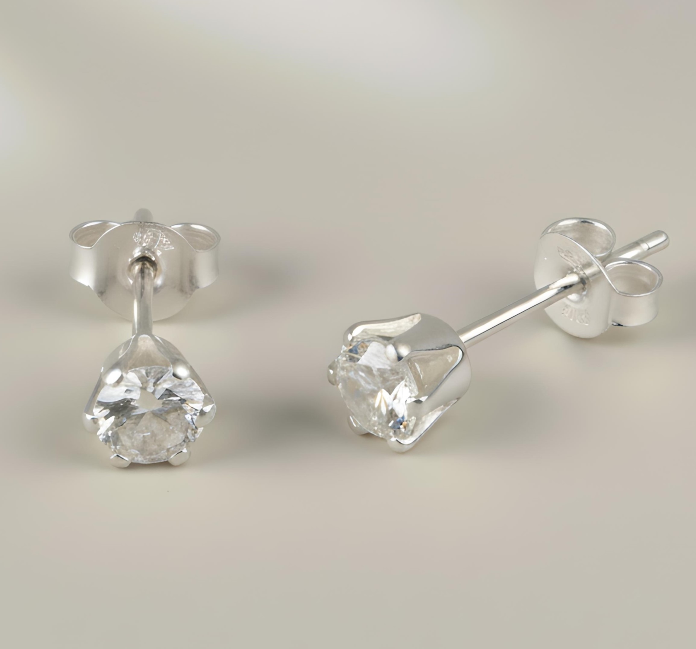 Pure 925 Sterling Silver Crystal Stud Earrings Cubic Zirconia Stone Studs For Women,Girl (Set of 1 Pair)