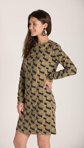 فستان شتوي قصير بنقشة هندسية
