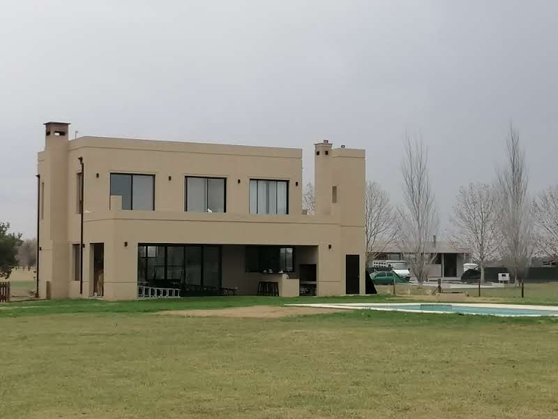 Barrio La Primavera Golf y Polo 