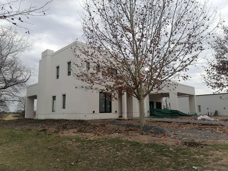 Barrio La Primavera Golf y Polo 