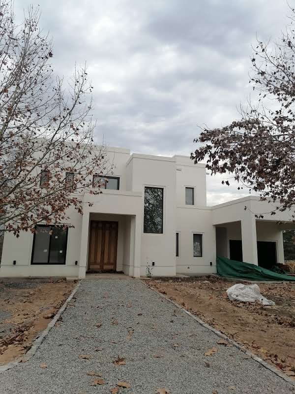 Barrio La Primavera Golf y Polo 