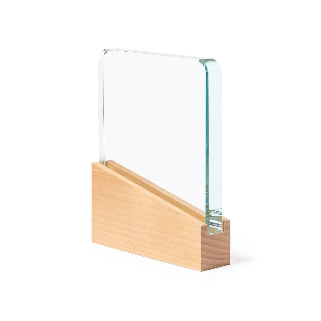 Trophée en bois et verre épais personnalisé par gravure et son étui en kraft