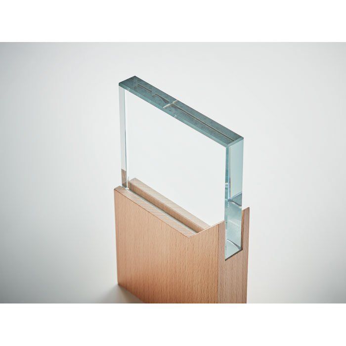 Trophée en bois de hêtre et verre personnalisé par gravure et son étui